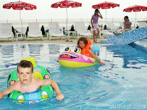 Sunny Hotel 13